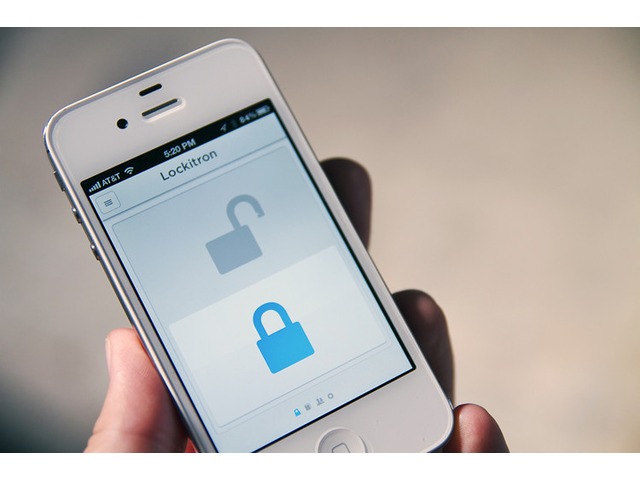 IPHONE FACTORY UNLOCKING