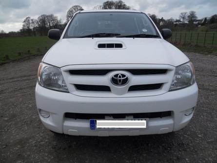 Toyota Vigo Invincible 4WD Double Cab model 2008  EX UK Fully loaded