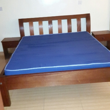 King size bed, mattress and drawers