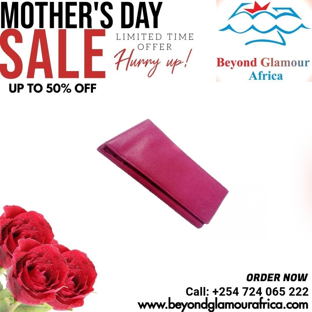 Ladies pink leather purse very fashionable