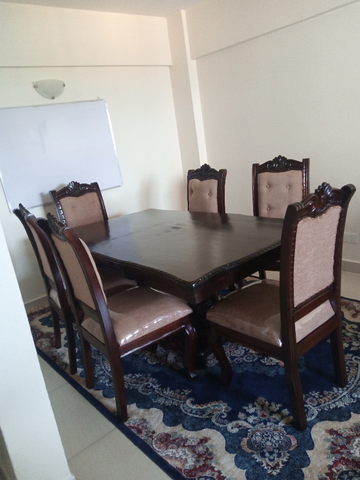 6 seater dining table