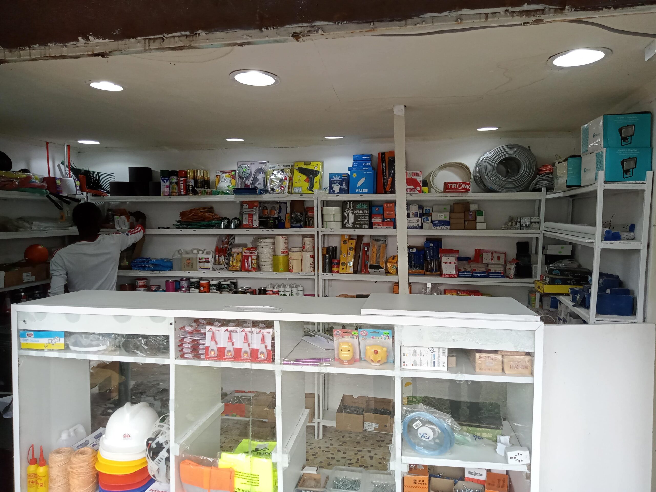 HARDWARE ELECTRICAL &amp; PLUMBING