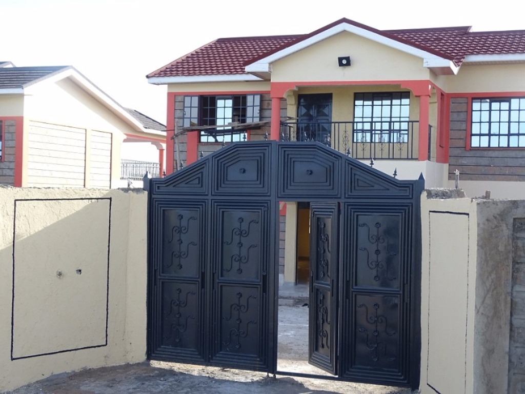5 Bedrooms House For Sale In Kitengela .O.