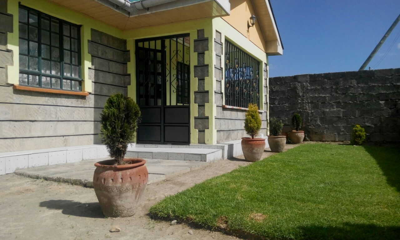 A 4  BEDROOM BUNGALOW,THIKA-NJAMBINI JUNCTION NEAR FLY-OVER.A