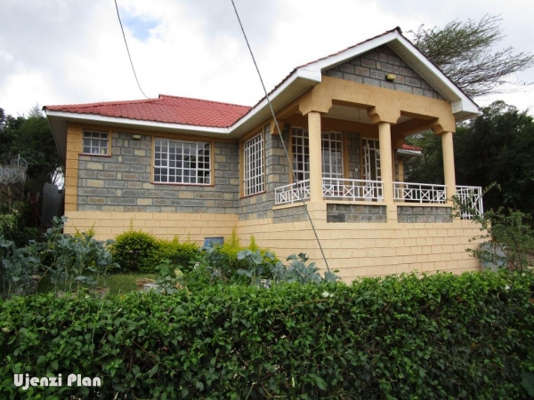3 bedrooms (Master En-suite) in Rongai.L.