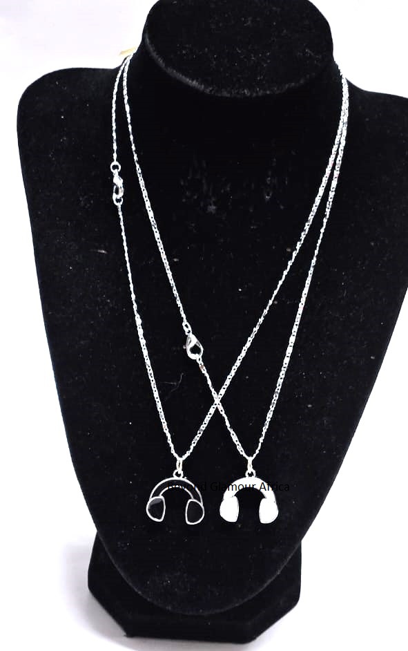 exclusive double chain necklace featuring two delicate chains that intertwine