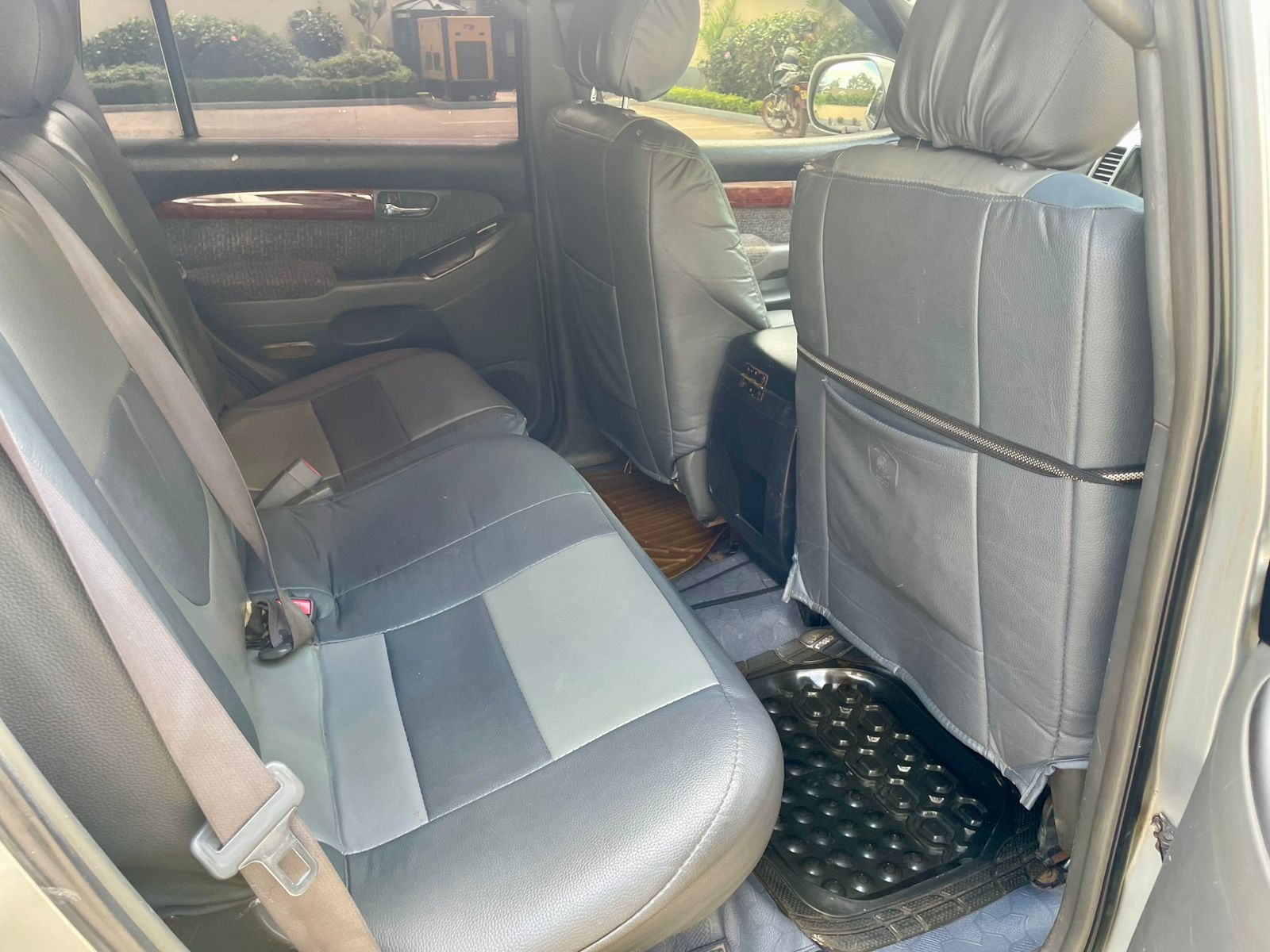 Prado LandCruiser J120 7-Seater Leather