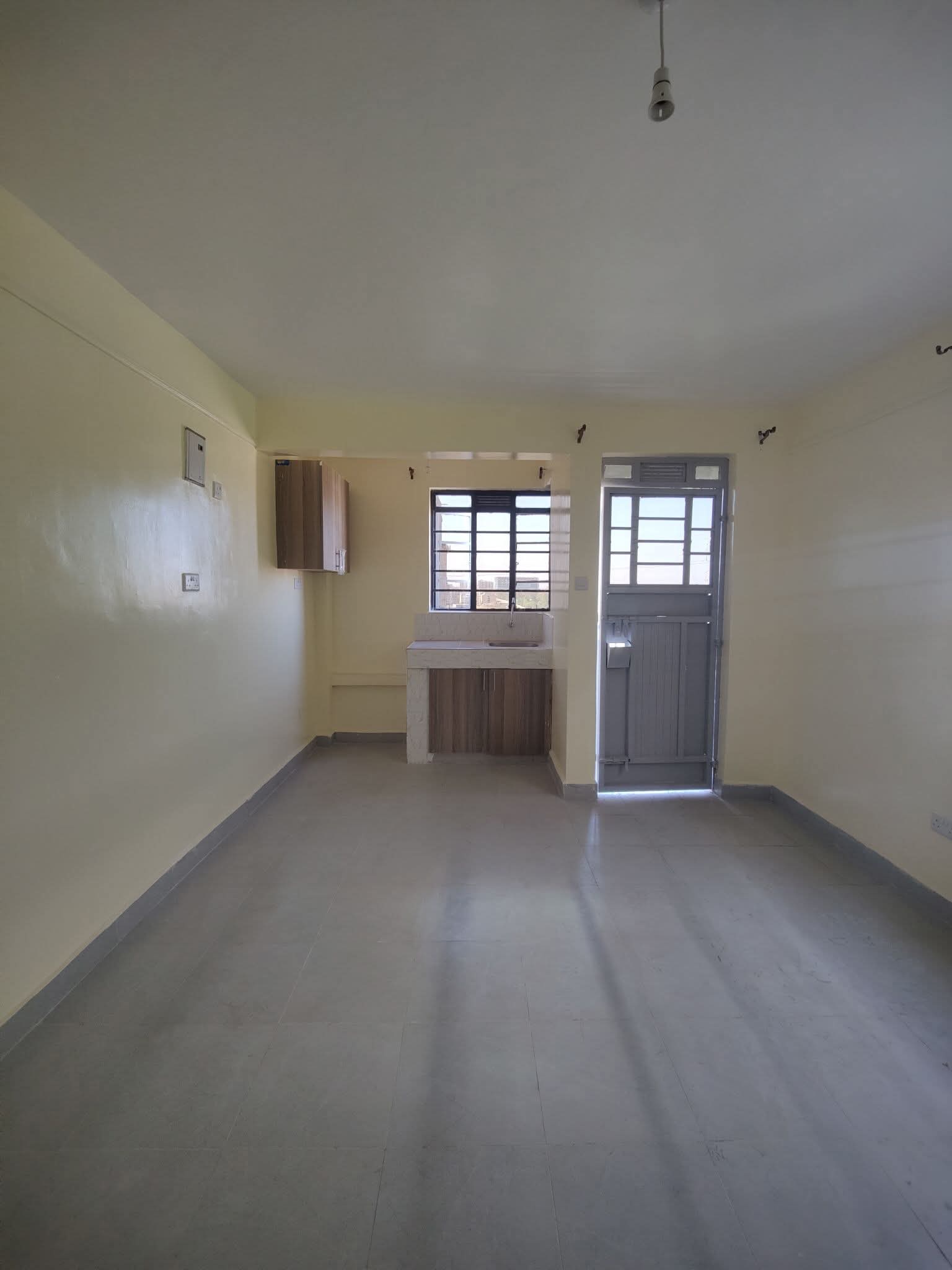 New unique lovely clean decent spacious beautifully done bedsitter is ready for occupation at Utawala