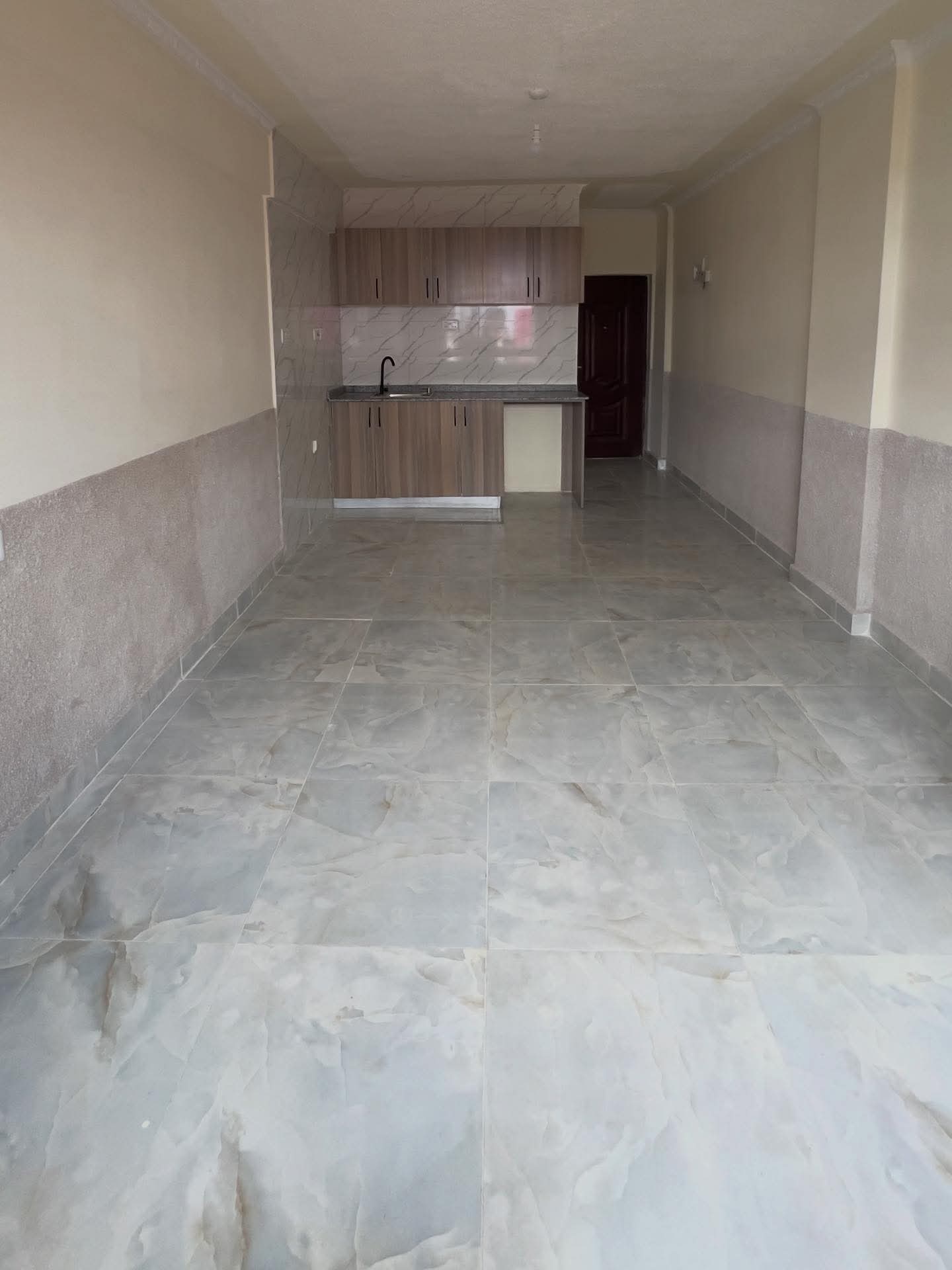 Neat modern lovely clean spacious decent excellent executive beautiful bedsitter is ready for occupation at Kisumu Milimani close to Milimani Resort