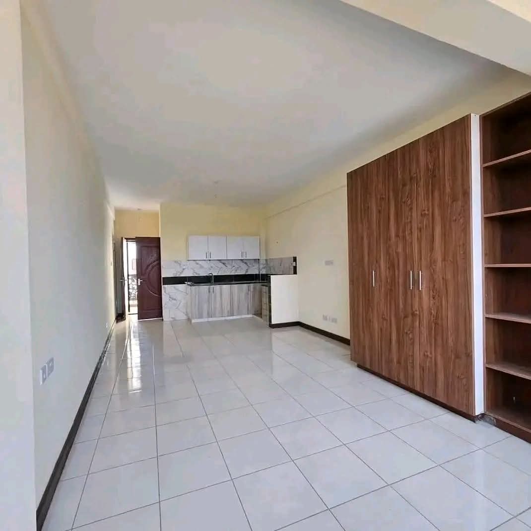 New modern lovely clean beautiful decent bedsitter is ready for occupation at Utawala