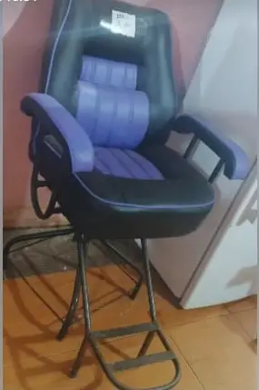Kinyozi chair