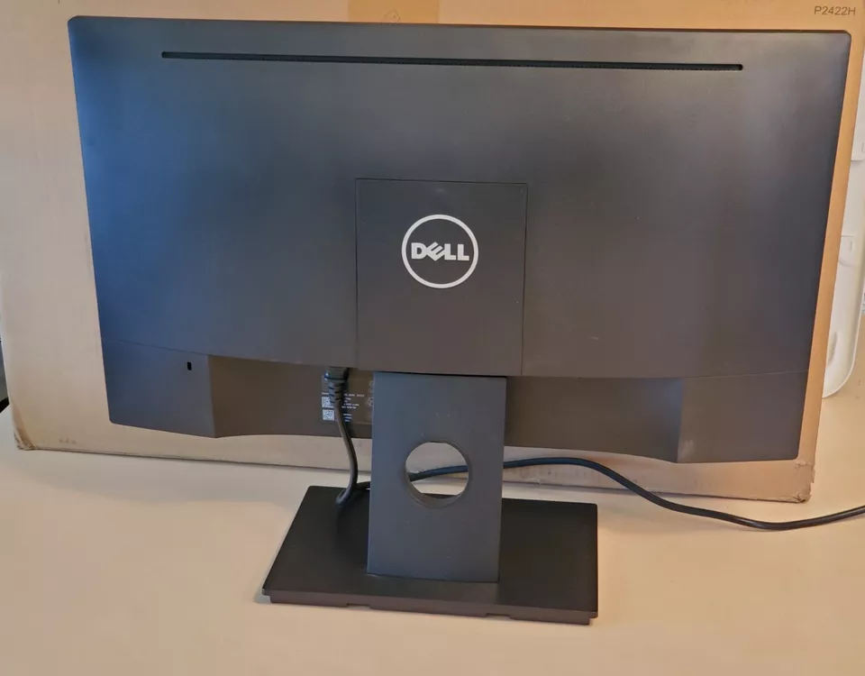 DELL E2318H Wide-Screen Computer Monitor. 23" FHD 1080p 16:9 LED LCD VGA Display
