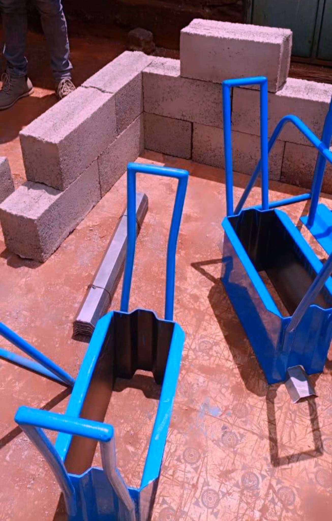 interlocking block machines