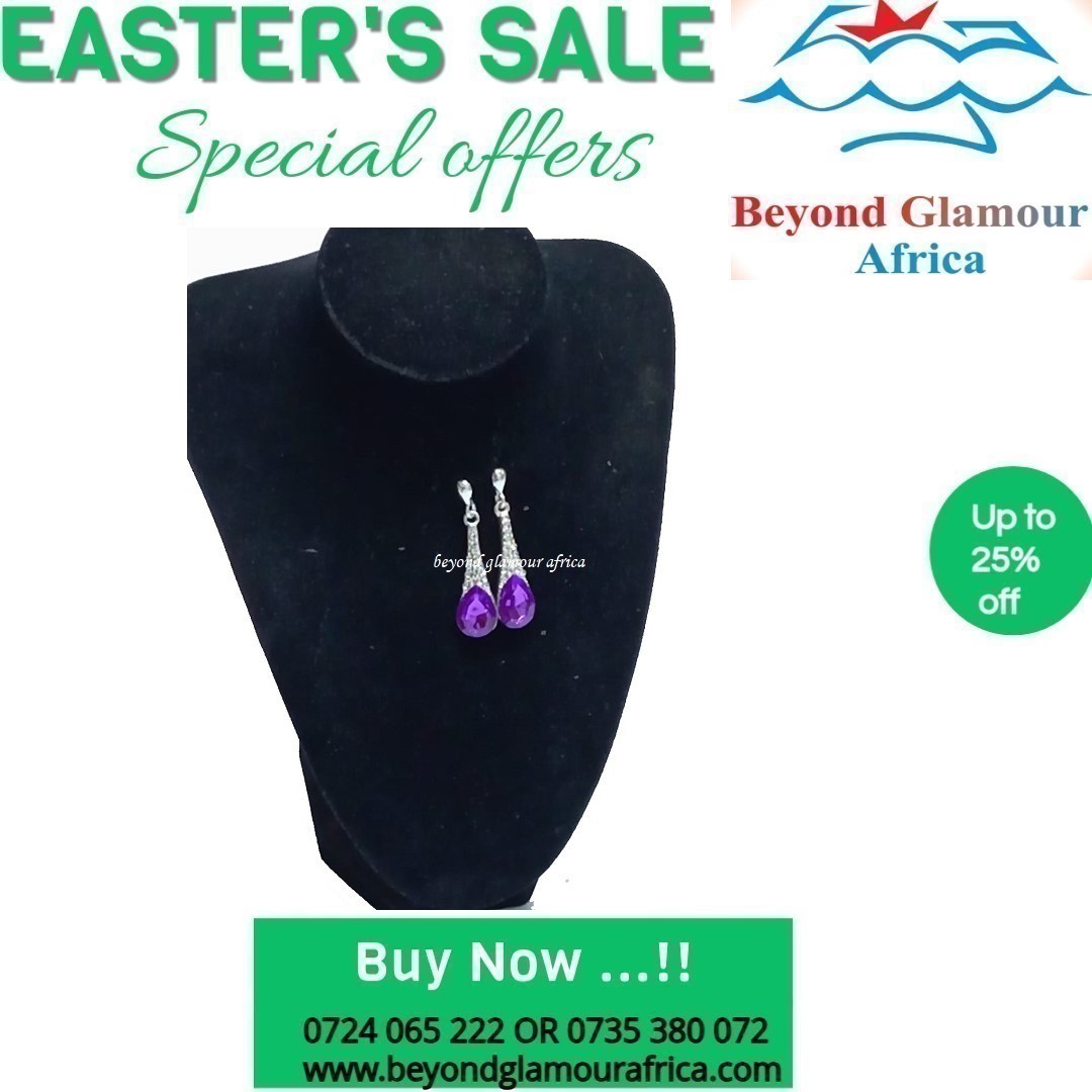 Ladies drop down crystal fashion earrings