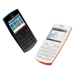 Nokia Asha 205 Dual Phone with QWERTY Keypad