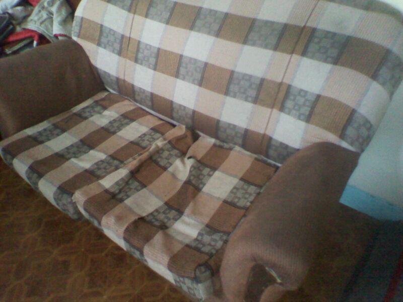2 seater sofa set- ideal for bedsitters @ 3k/ South B