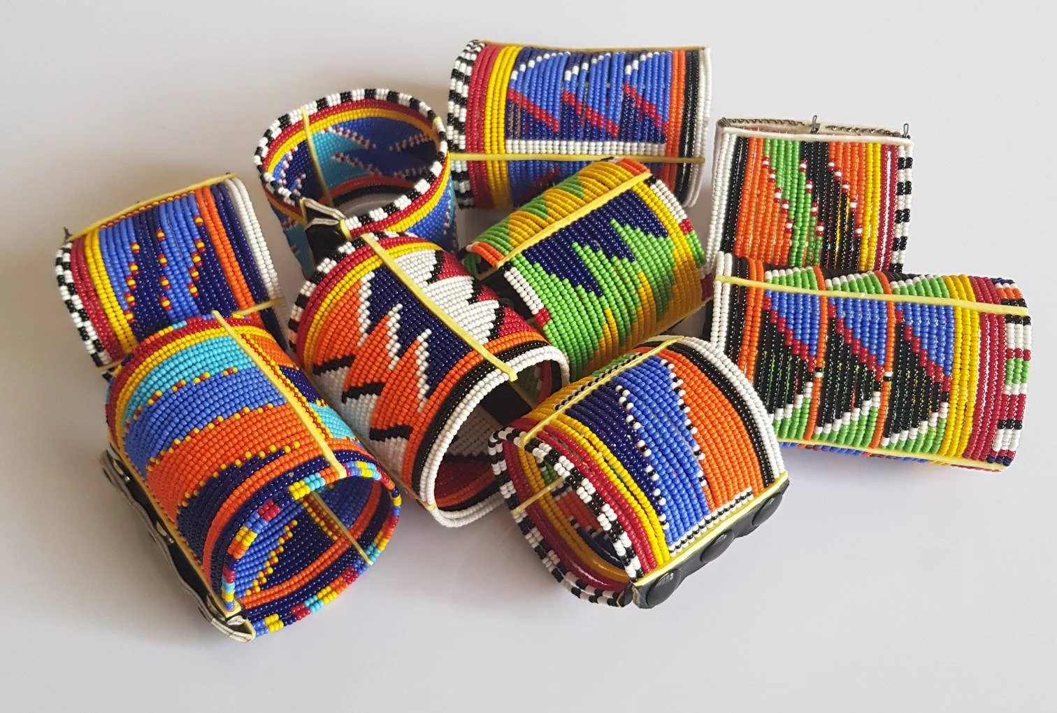 The Rich Cultural Significance of Maasai Bracelets: A Treasured Kenyan Craft