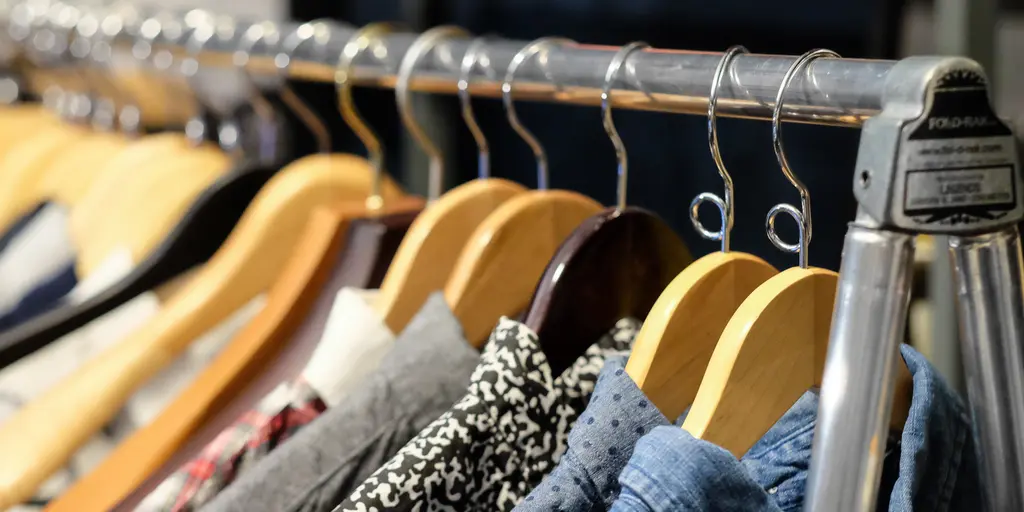 A Guide to Buying and Caring for Your Clothing - Choosing the Right Clothing Hangers