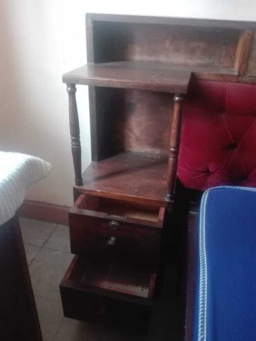 Elegant 5×6 Mahogany Bed with Mattress