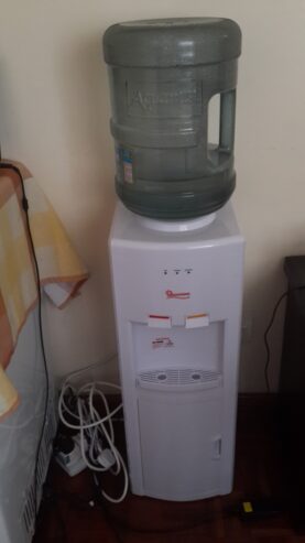 WATER DISPENSER
