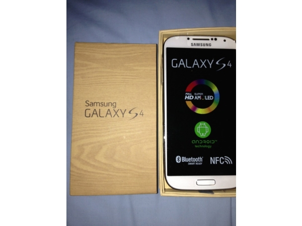 Samsung Galaxy S4 GT-i9500 / i9505  cost $500USD
