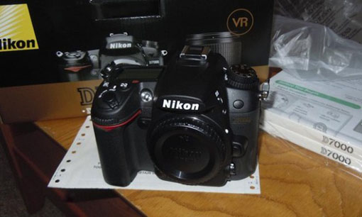 Brand New Canon EOS 5D Mark II 21MP DSLR Camera and Nikon D7000 Digital SLR Camera