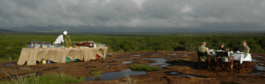 Jamhuri Weekend @ Serena Kilaguni Lodge 1 Night 2 Days Safari To Tsavo West 12th – 13th Dec 2015