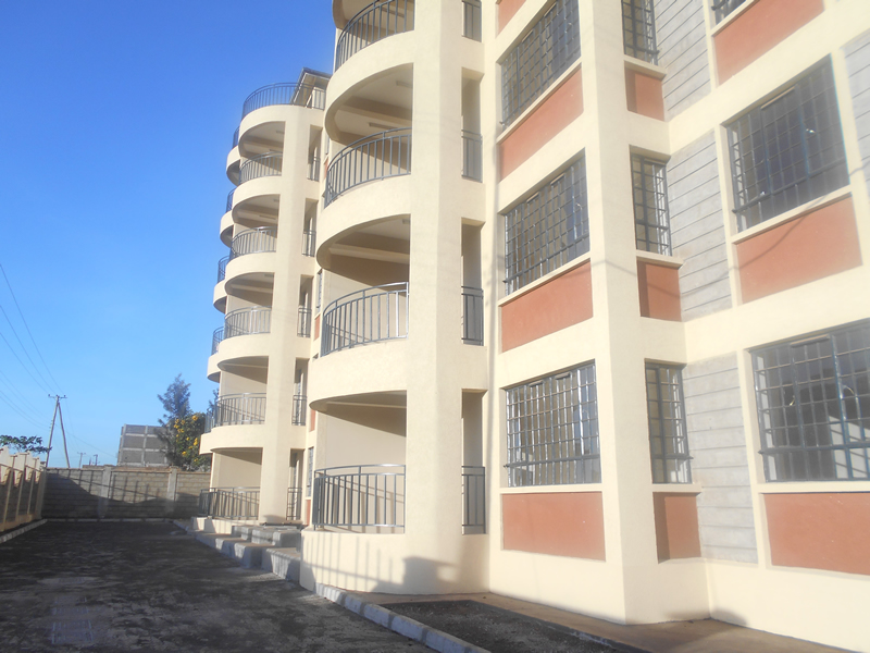 Pacesetters Meadows 2 & 3 bedroom apartments for sell Along Thika Superhighway.
