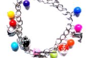 A ladies multi color silver anklet