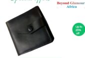 Men’s black leather wallet very fashionable to have