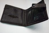Men’s black leather wallet very fashionable to have