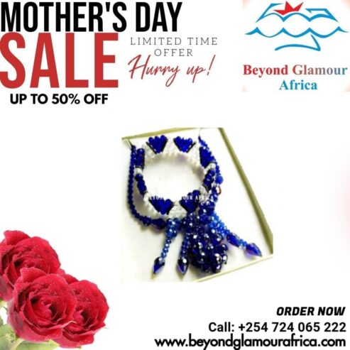 Women’s blue crystal jewelry set very fashionable and classic to have