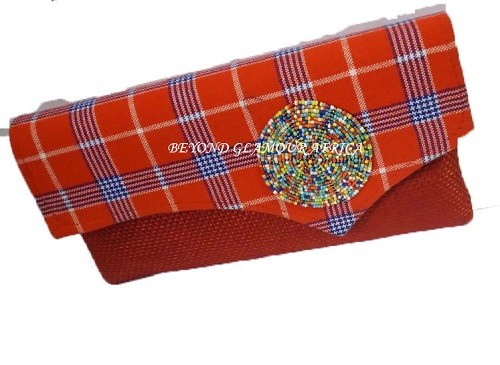 Women’s maasai jute clutch bag very fashionable to have