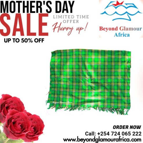 Women’s green shawl very fashionable