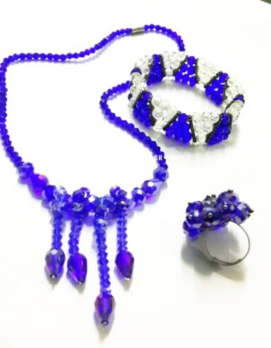 Women’s blue crystal jewelry set very fashionable and classic to have