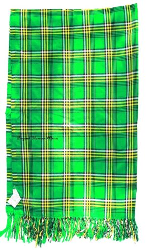 Women’s green shawl very fashionable