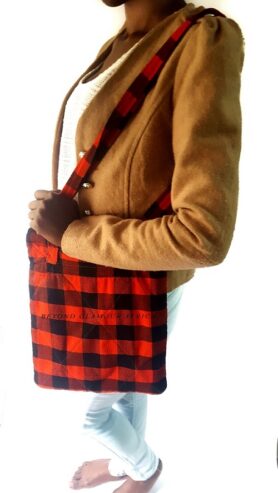 Ladies red and black sling bag very fashionable to have