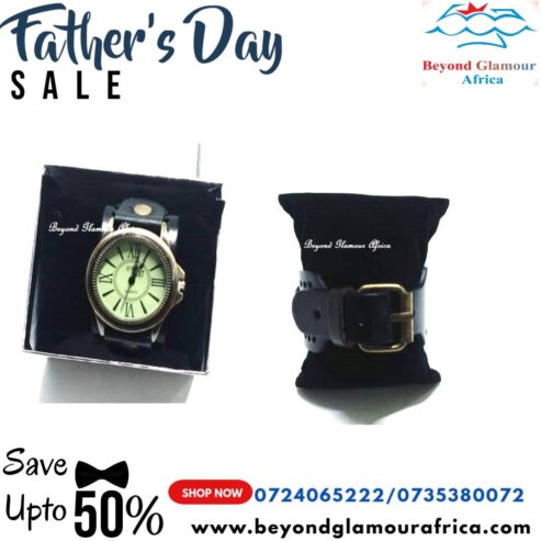 Men’s green vintage watch very fashionable to have