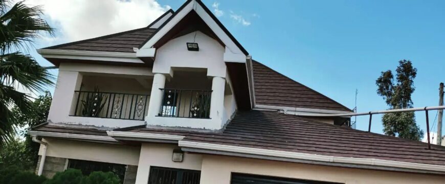 6 BEDROOM HOUSE