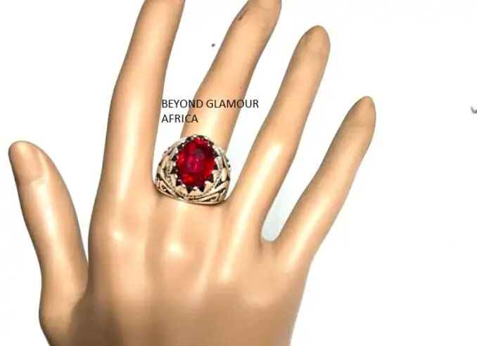 Men’s red silver ring very fashionable to have