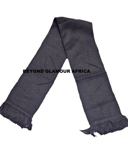 A black knitted scarf and a black waist bag combo very fashionable to have
