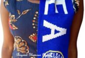 A chelsea knitted sarf very fashionable to have